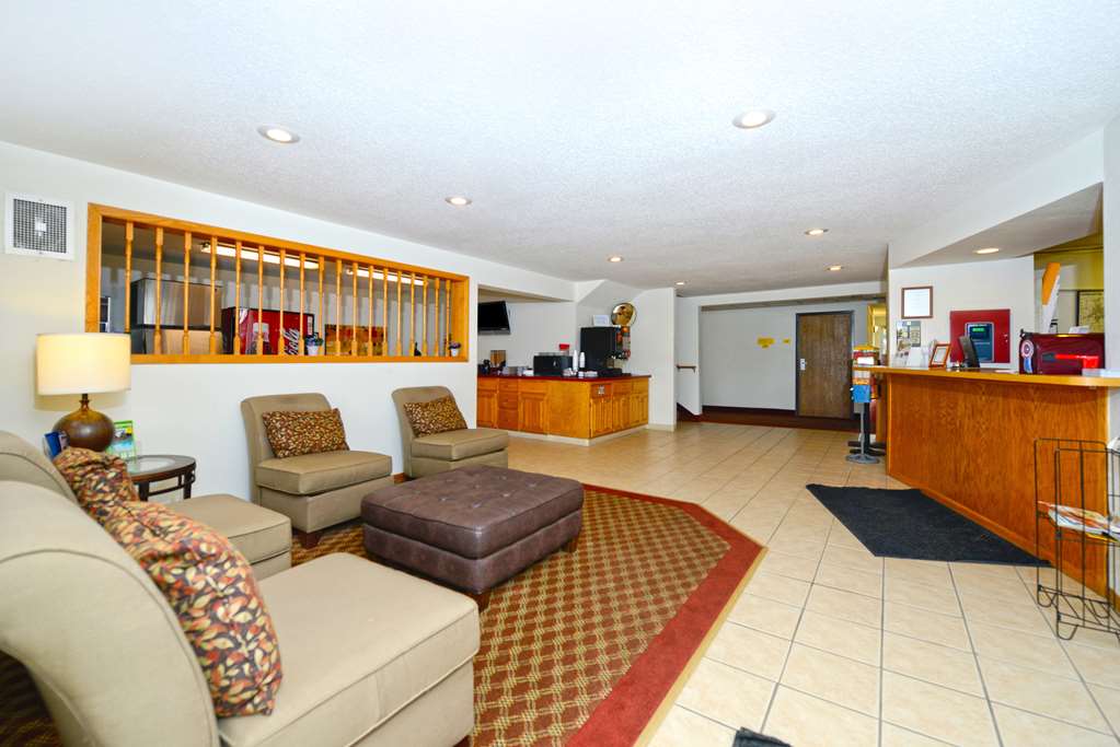 Americas Best Value Inn Charlotte MI - photo 5