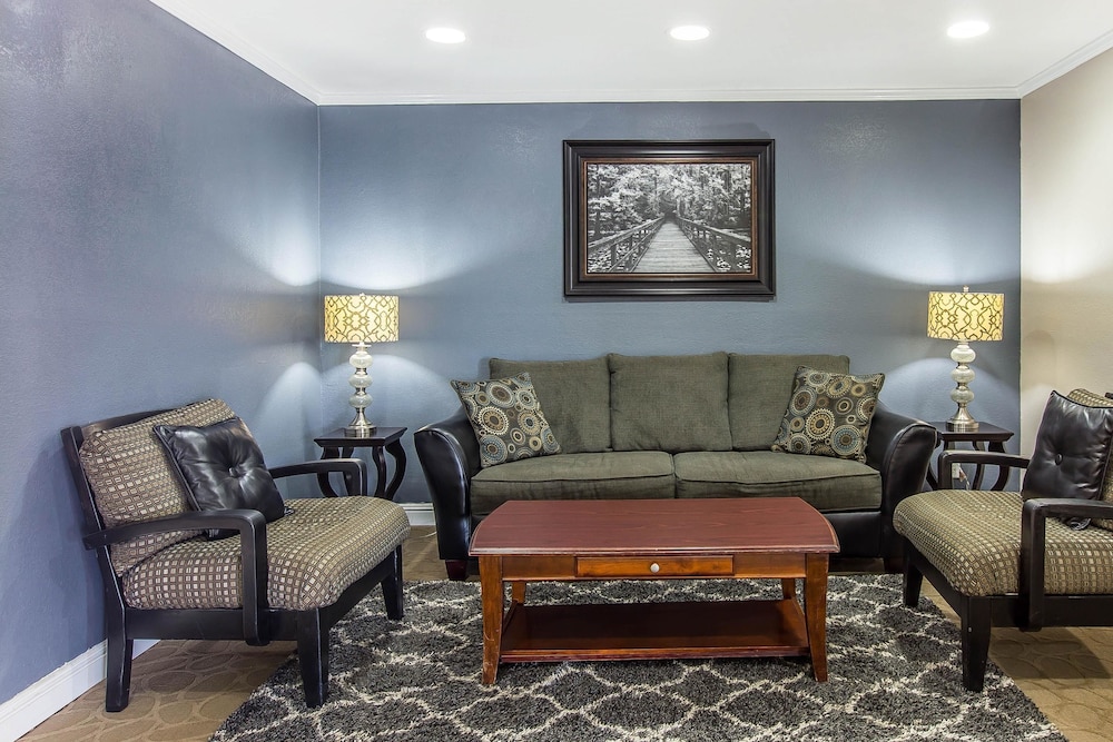 Quality Inn Homewood Birmingham I 65 - photo 4