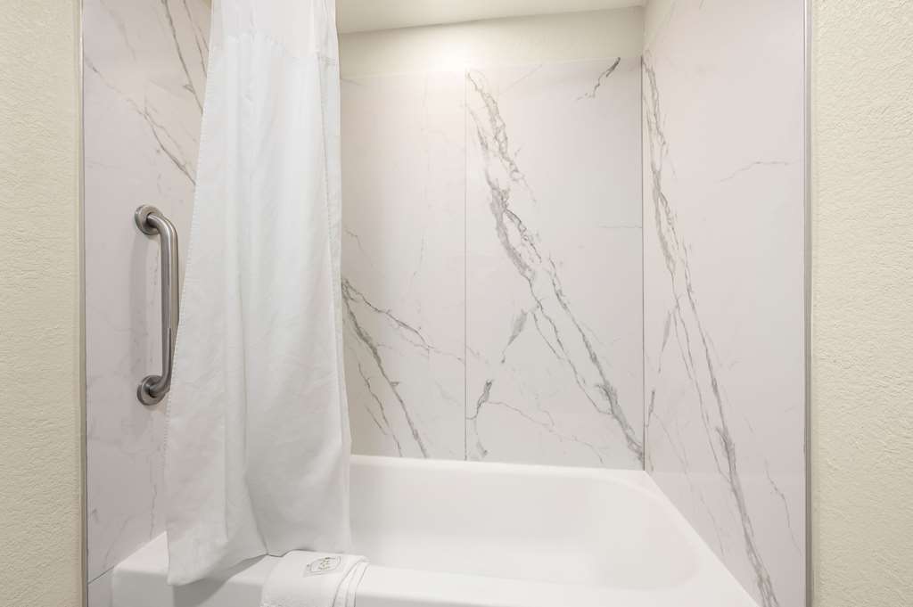 Quality Inn Pelham I 65 exit 246 - photo 27