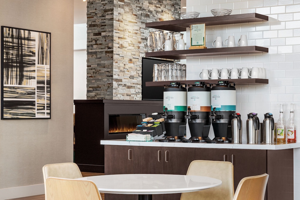 Residence Inn by Marriott New York JFK Airport - photo 35