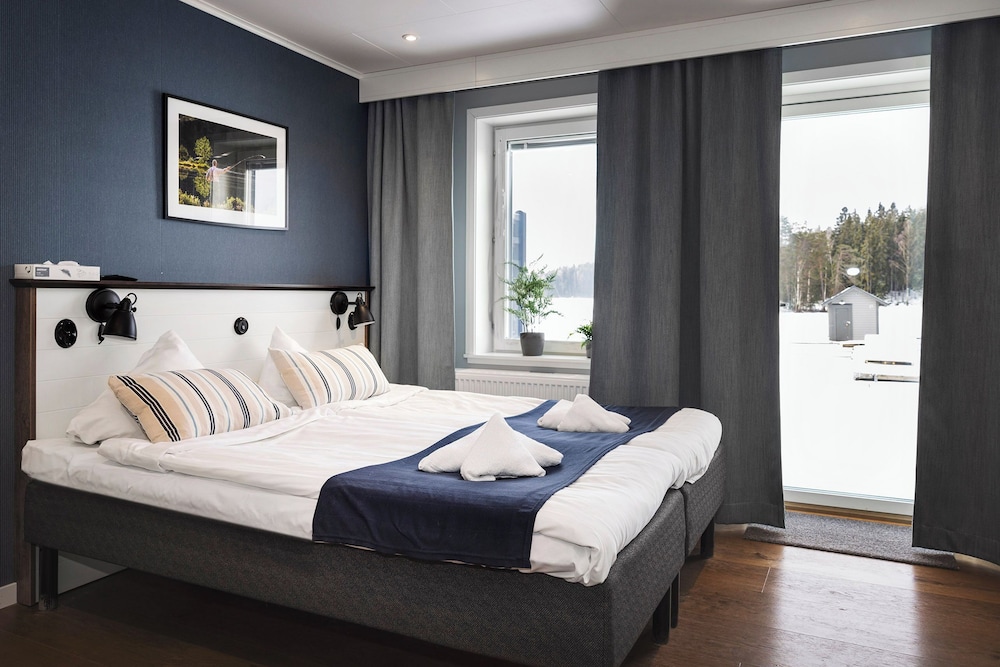 Lakelodge — hotel in Karlskoga