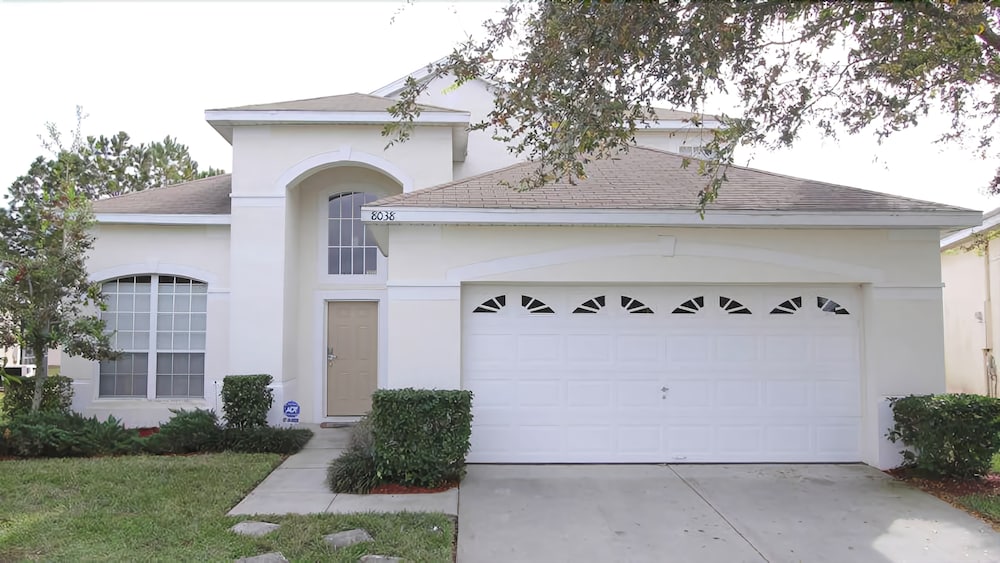 8017 Windsor Palms Resort in Citrus Ridge, United States