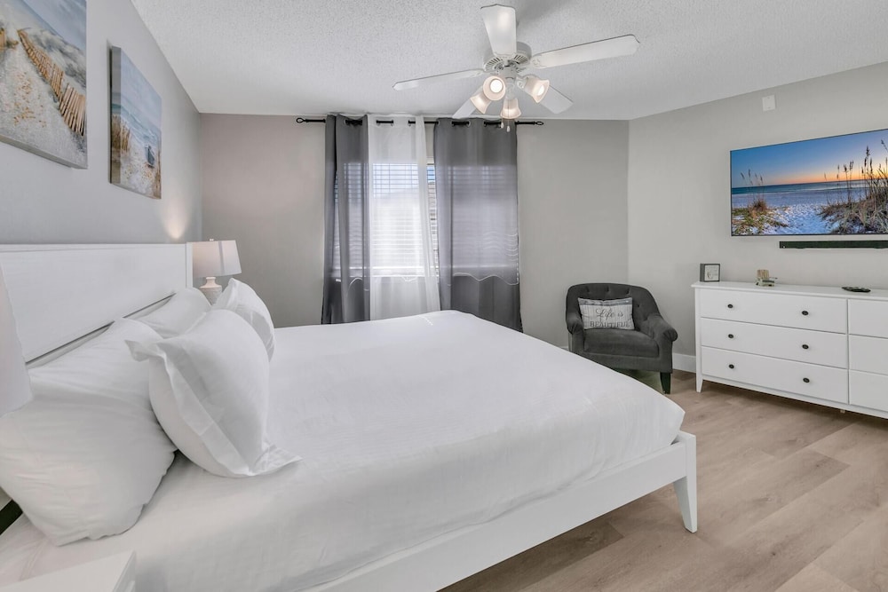 Crystal Village II Unit 16B - photo 6