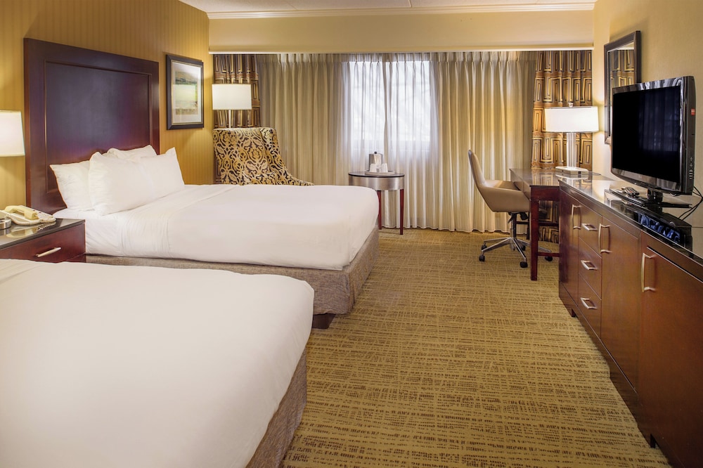Crowne Plaza St. Louis Airport by IHG - photo 115