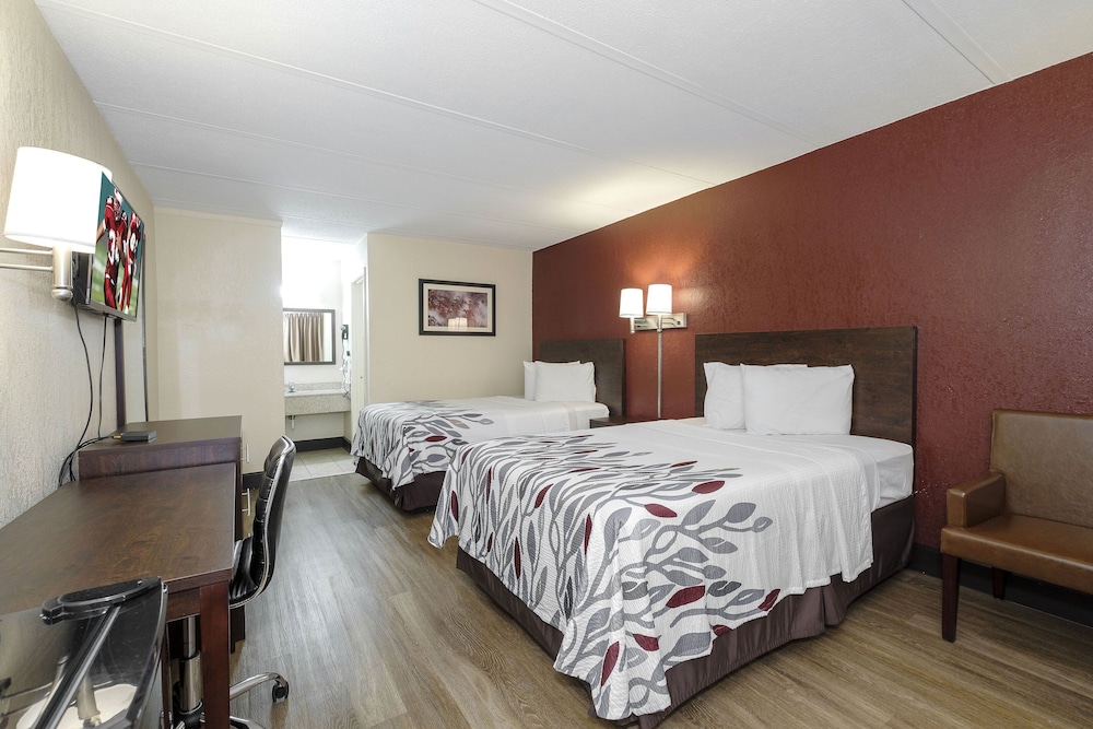 Red Roof Inn Fredericksburg North - photo 14