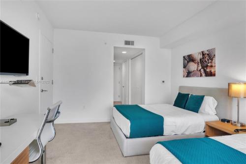 Amazing Studio Spectacular Amenities Near Beach - photo 8