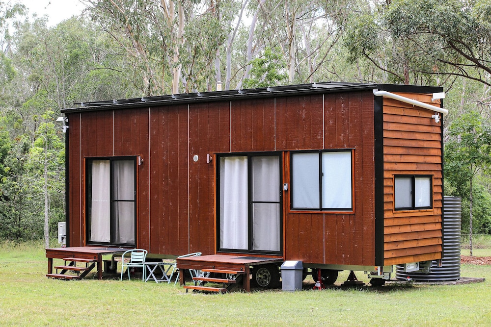 The Glan Devon Tiny Retreat - carbon neutral hotel in Unknown City