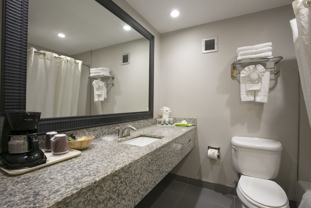 The Inn at Boynton Beach - photo 18