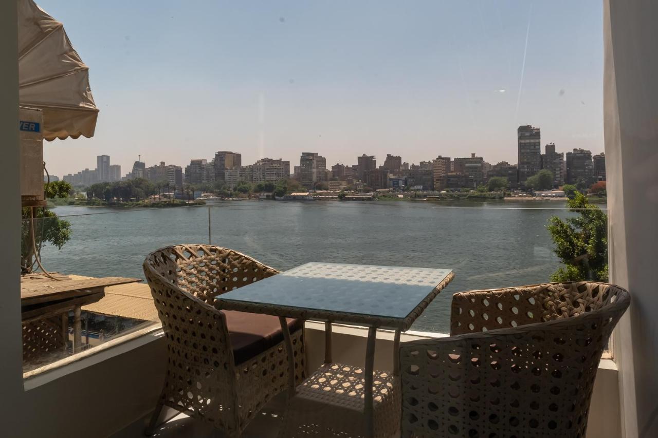 A great nile view apartment 2 — 4-Star Luxury Hotel in Cairo, Egypt