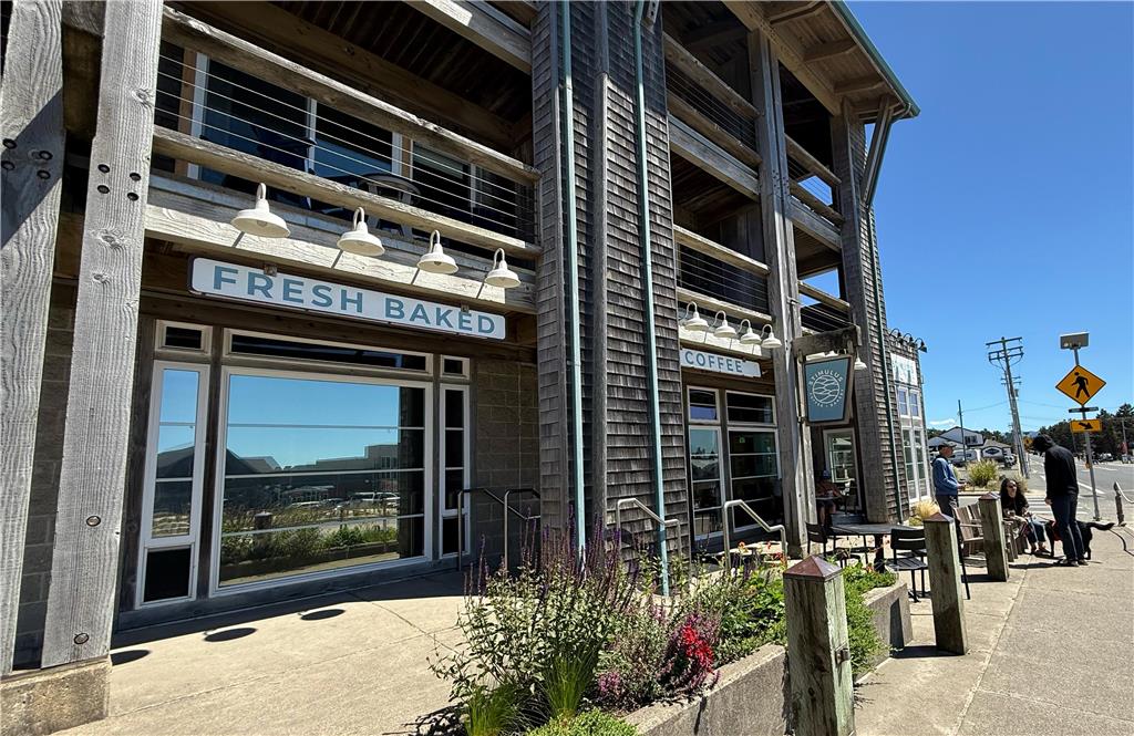 Inn at Cape Kiwanda - photo 13
