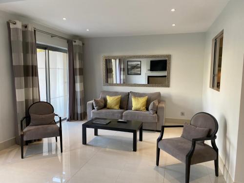 Vilamoura Pine Hills Villa — 4-Star Luxury Hotel in Vilamoura, Portugal