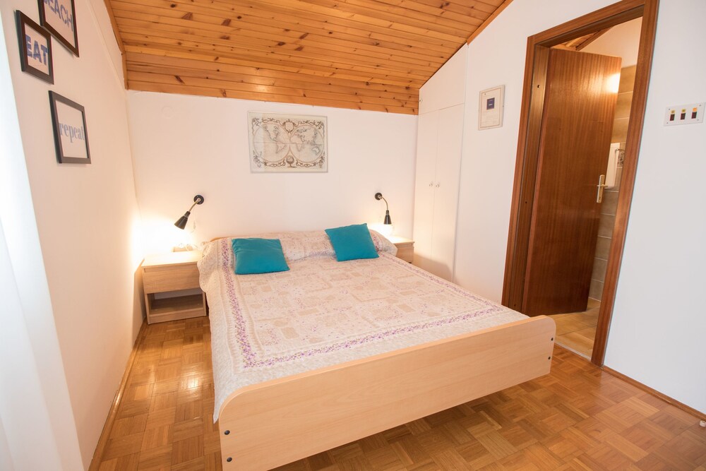 Rooms Sofija — Selce — photo 4