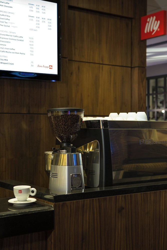 Baltimore Marriott Inner Harbor at Camden Yards - photo 14