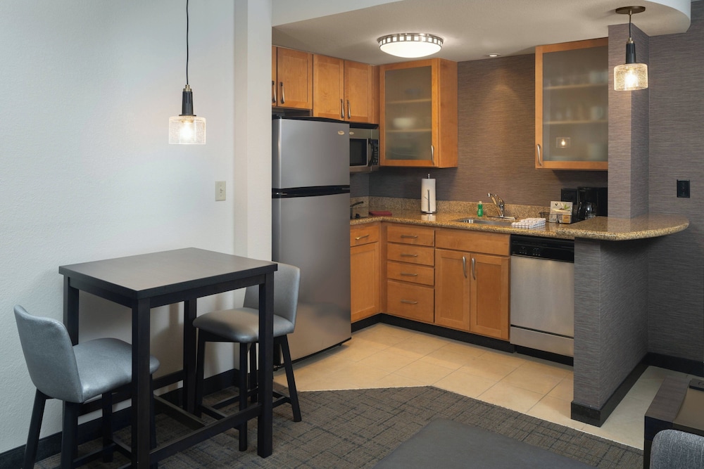 Residence Inn by Marriott Miami Airport - photo 16