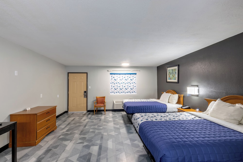 Freer Executive inn and Studios - photo 9