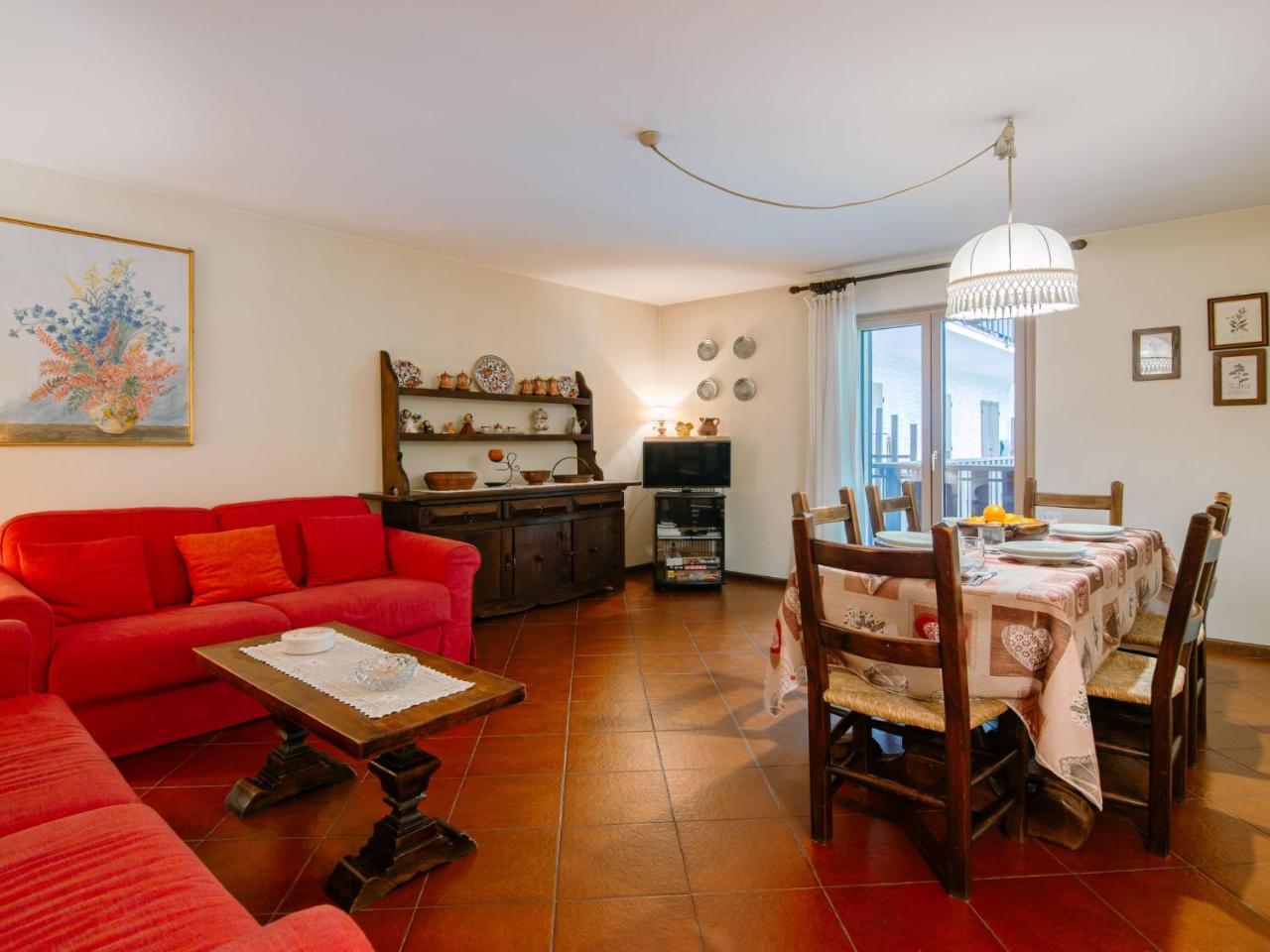 Apartment Condominio al Parco 11 by Interhome