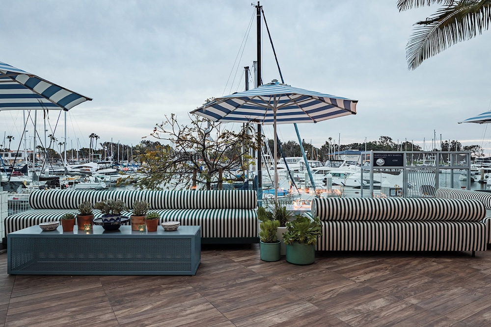 Marina del Rey Hotel - photo 42