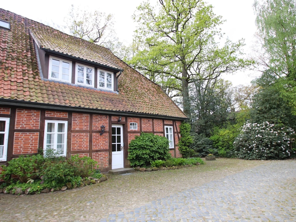 Apartment in Dorfmark Near Luneburg Heath — 4-Star Luxury Hotel in Bad Fallingbostel, Germany