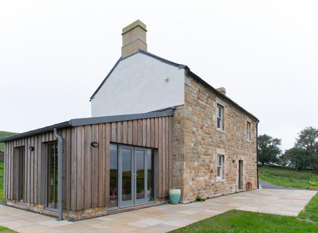 Lowtown Cottage — 4-Star Luxury Hotel in Brampton, United Kingdom