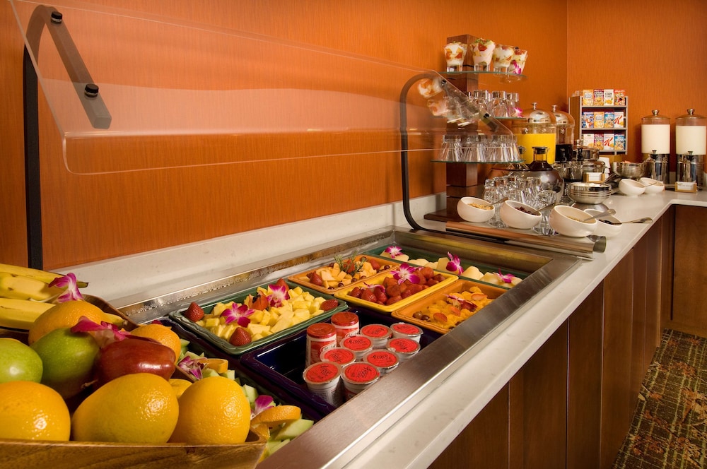 DoubleTree by Hilton Sterling Dulles Airport - photo 47