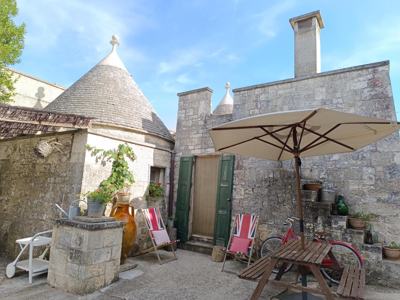 Trullo Galeotto in Martina Franca, Italy