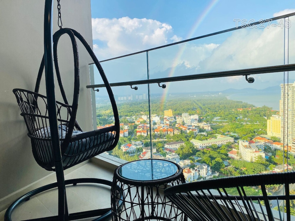 The Song Apartment Homestay Vung Tau 1992 — 5-Star Luxury Hotel in Ho Chi Minh City, Vietnam