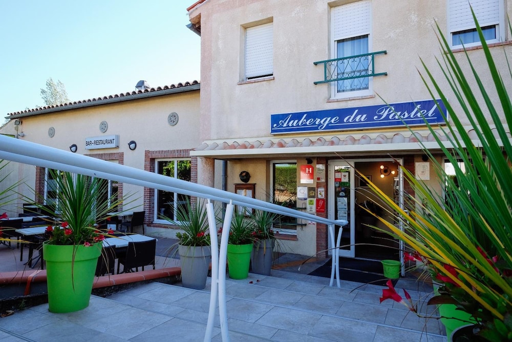 Auberge du Pastel pet-friendly hotel Nailloux