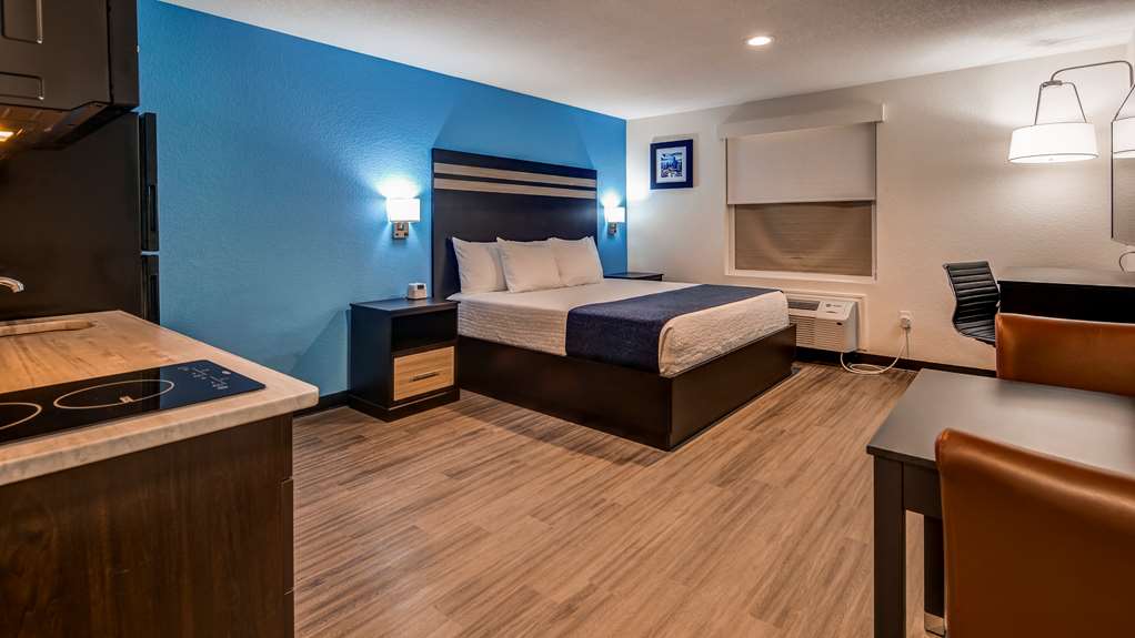 SureStay Plus Hotel by Best Western Humble - photo 14