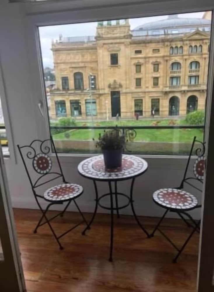 Kasa Reina in San Sebastian, Spain