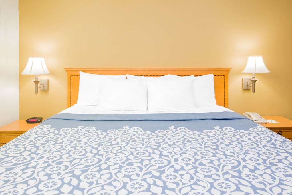 Days Inn by Wyndham Hattiesburg MS - photo 7