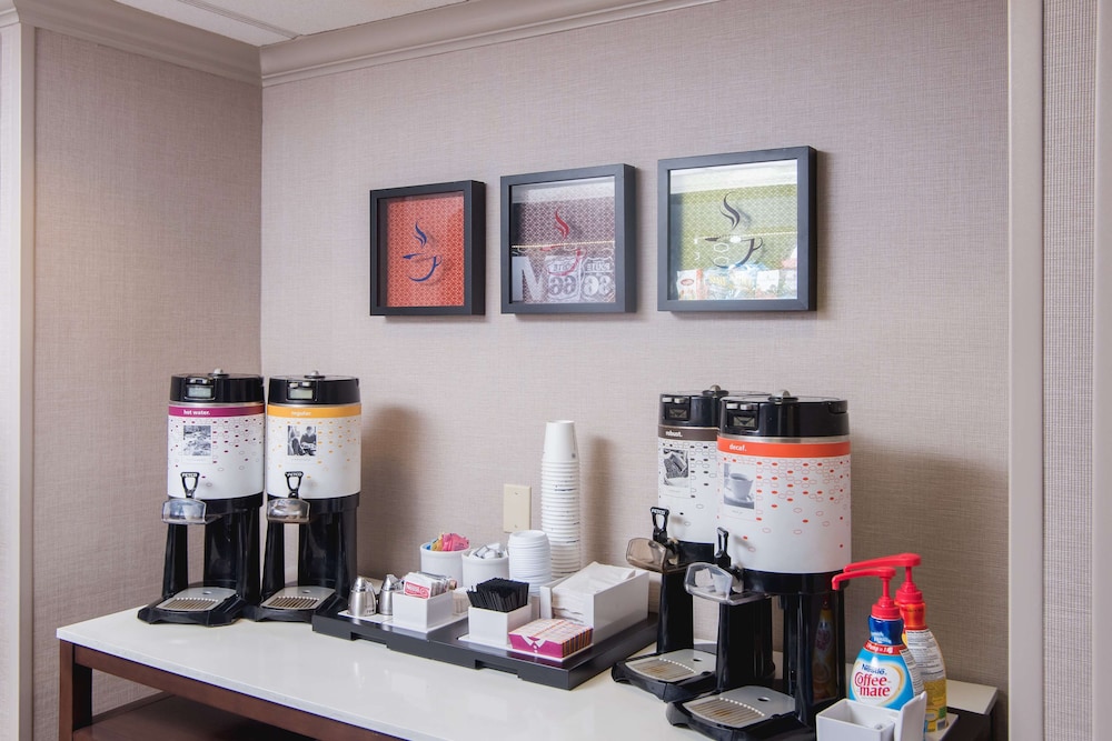 Hotel Joplin MO - photo 32
