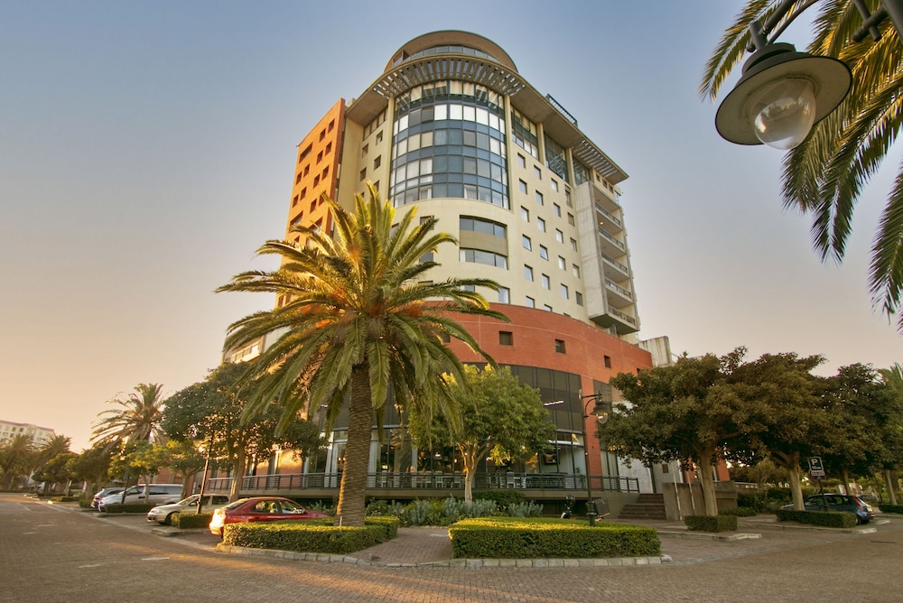 Manhattan 1003 — 4-Star Luxury Hotel in Cape Town, South Africa