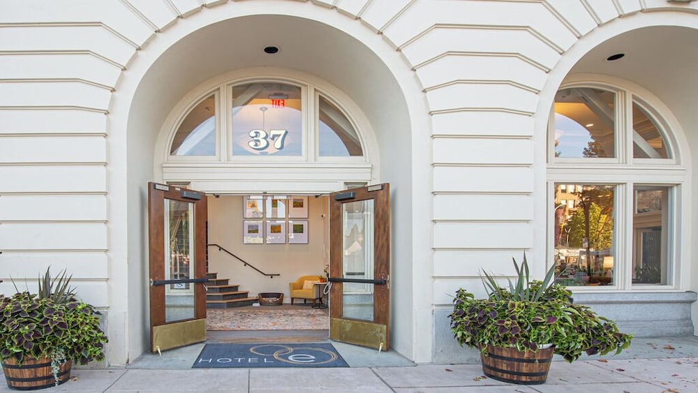 Hotel E - photo 22