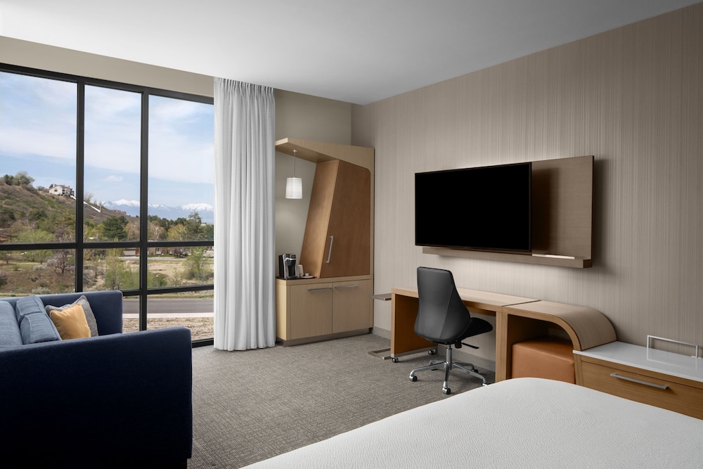Courtyard by Marriott Salt Lake City Cottonwood - photo 14