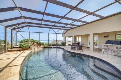 Beachfront Melbourne Beach Retreat W Pool Table — Melbourne Beach
