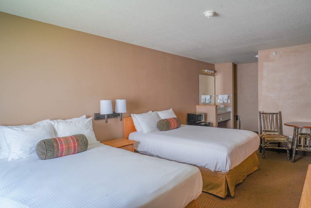 Whitewater Inn — Big Sky — photo 5
