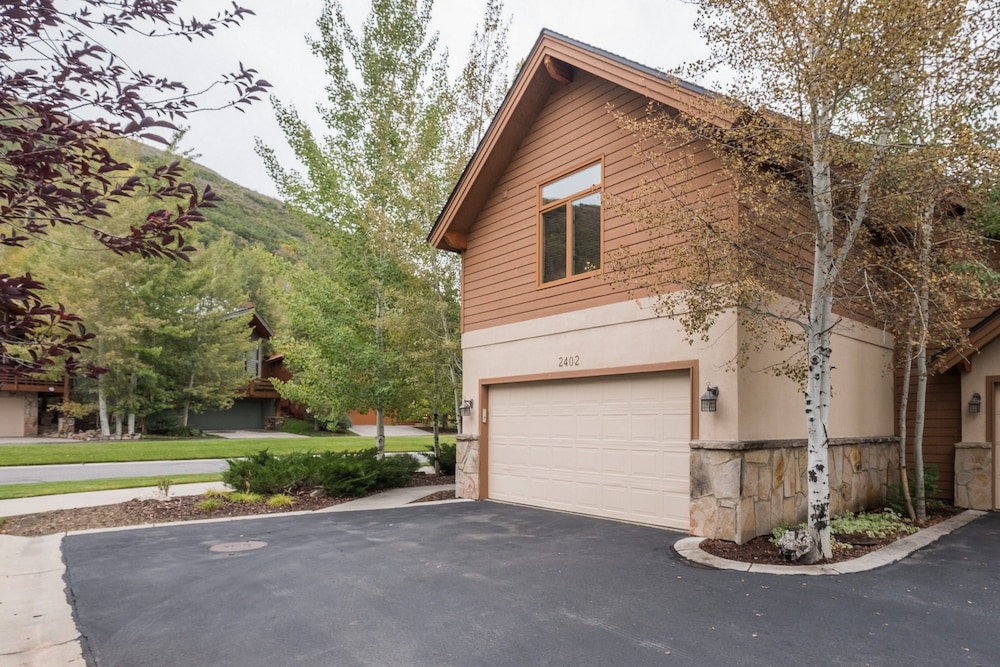 Abode in Deer Lake Village at Deer Valley - photo 23