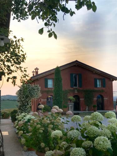 B&B Cà Bianca dell'Abbadessa — 4-Star Luxury Hotel in San Lazzaro, Italy