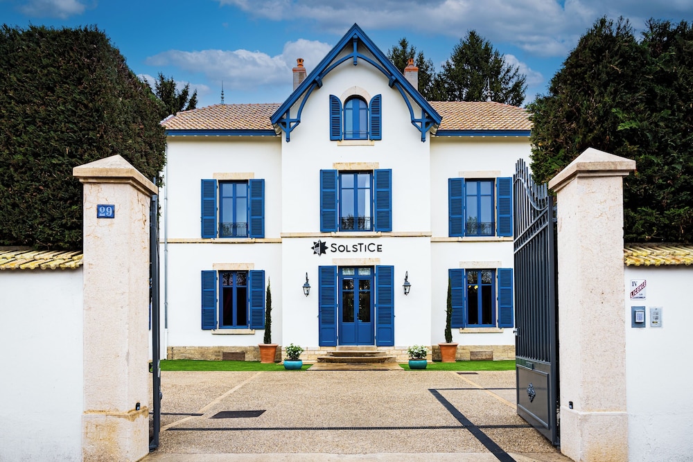 Solstice Beaune Hotel et Terroir in Beaune, France