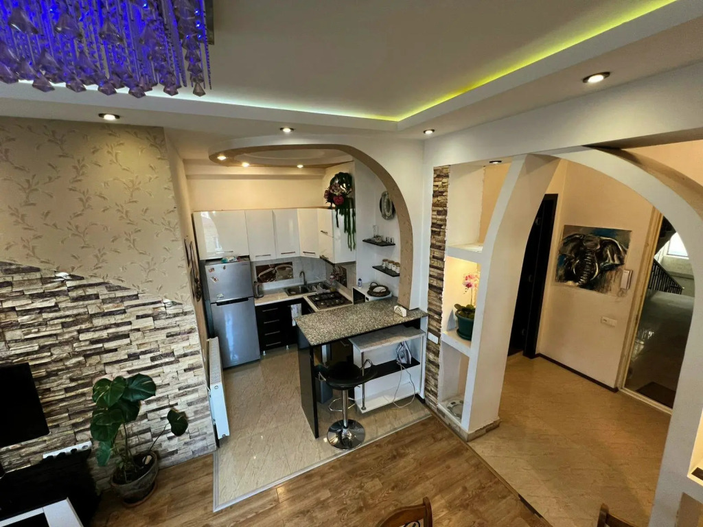 Apartment in an elite house In old Tbilisi