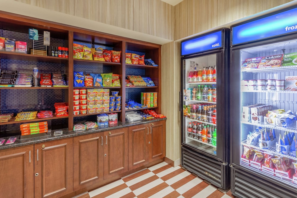 Hampton Inn Baltimore Owings Mills - photo 22