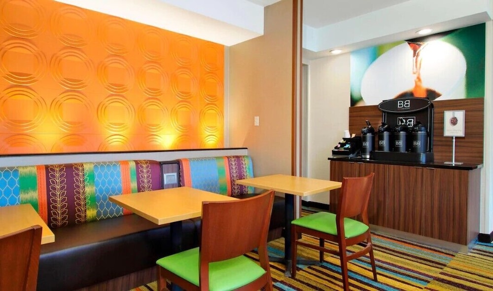 Fairfield Inn & Suites by Marriott Colorado Springs South - photo 15