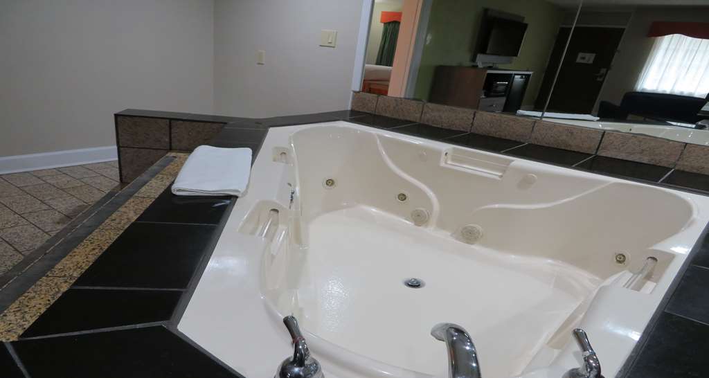 SureStay Plus Hotel by Best Western St Marys Cumberland - photo 23