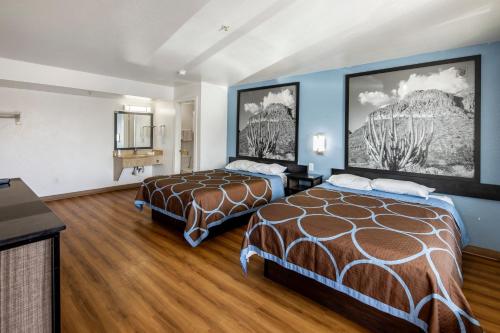 Super 8 by Wyndham Phoenix West - photo 17