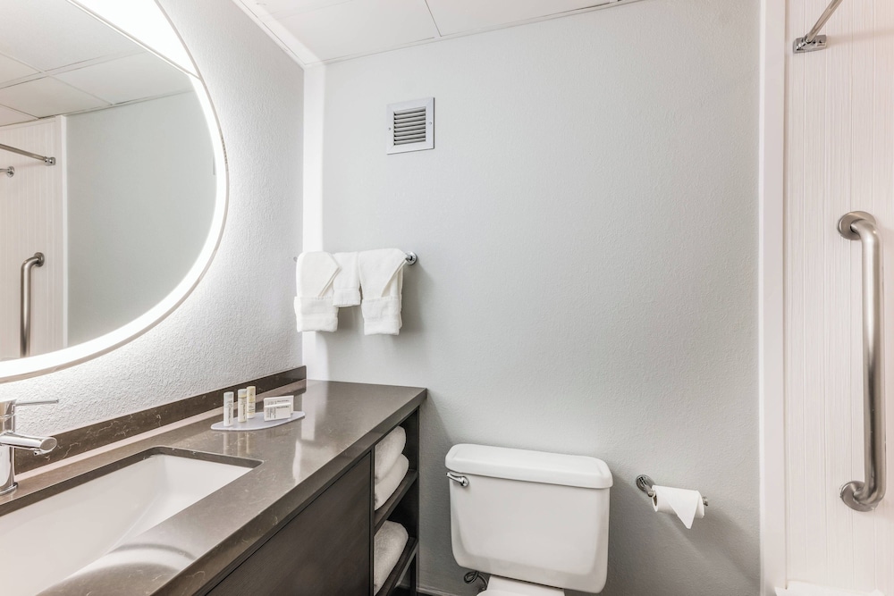 Courtyard by Marriott Rockaway Mount Arlington - photo 17