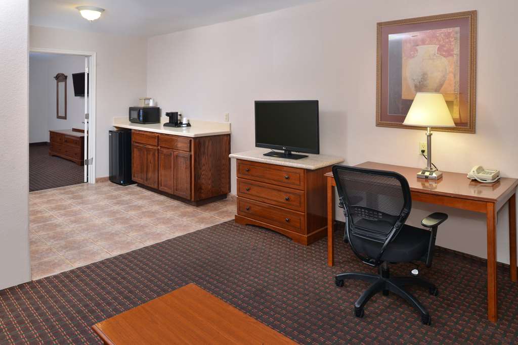 Americas Best Value Inn & Suites San Benito - photo 16