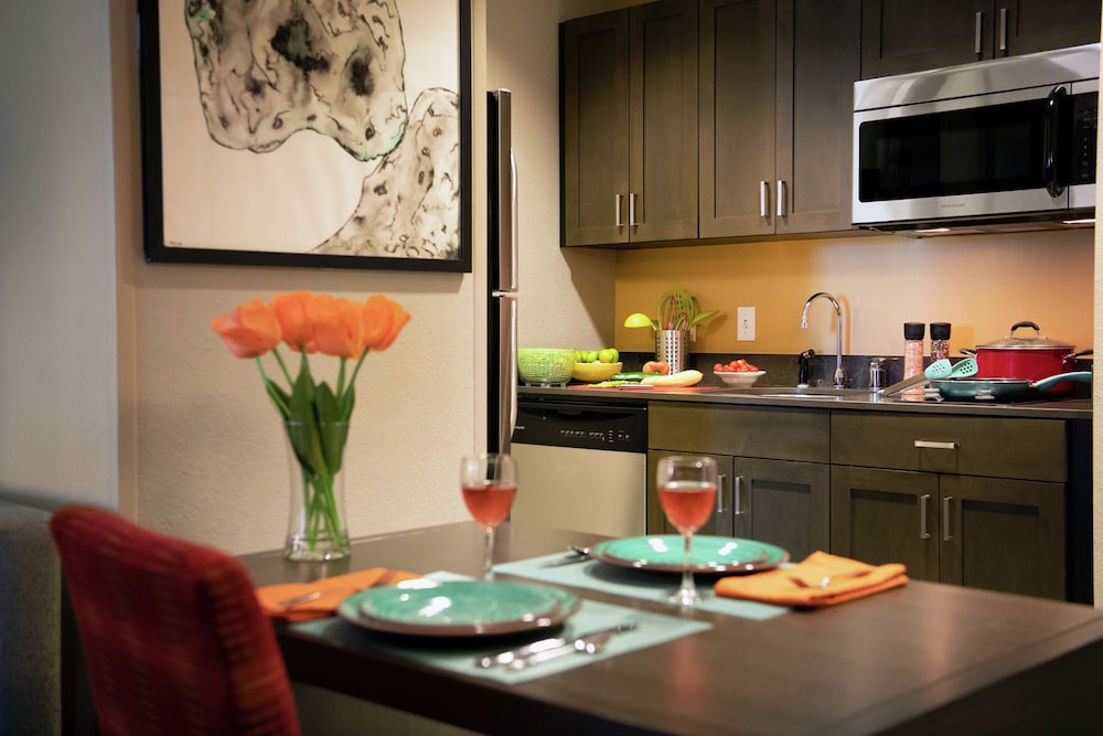 Homewood Suites by Hilton Miami Downtown Brickell - photo 8
