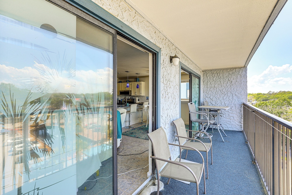 Lovely Resort Studio w Balcony & Ocean Views - photo 2