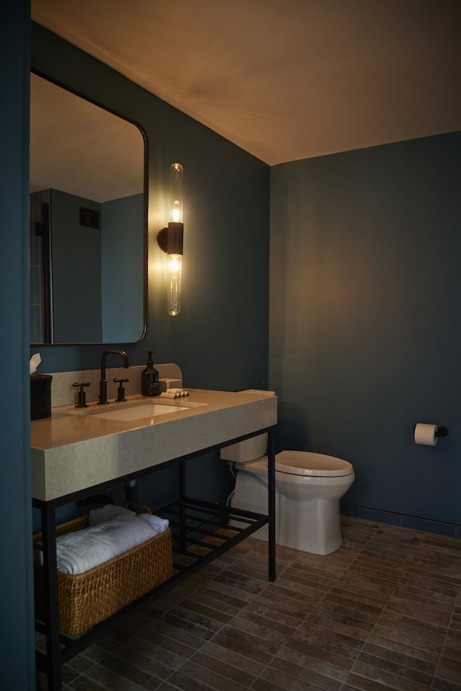 The Junto Hotel - photo 17