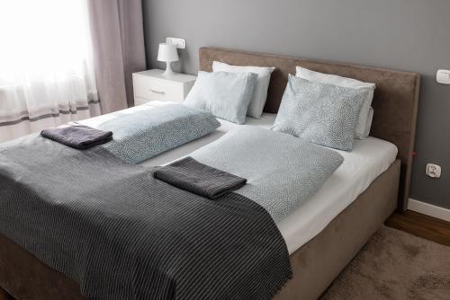 Beautiful Apartment Avia with balcony in Cracow city — 4-Star Luxury Hotel in Krakow, Poland